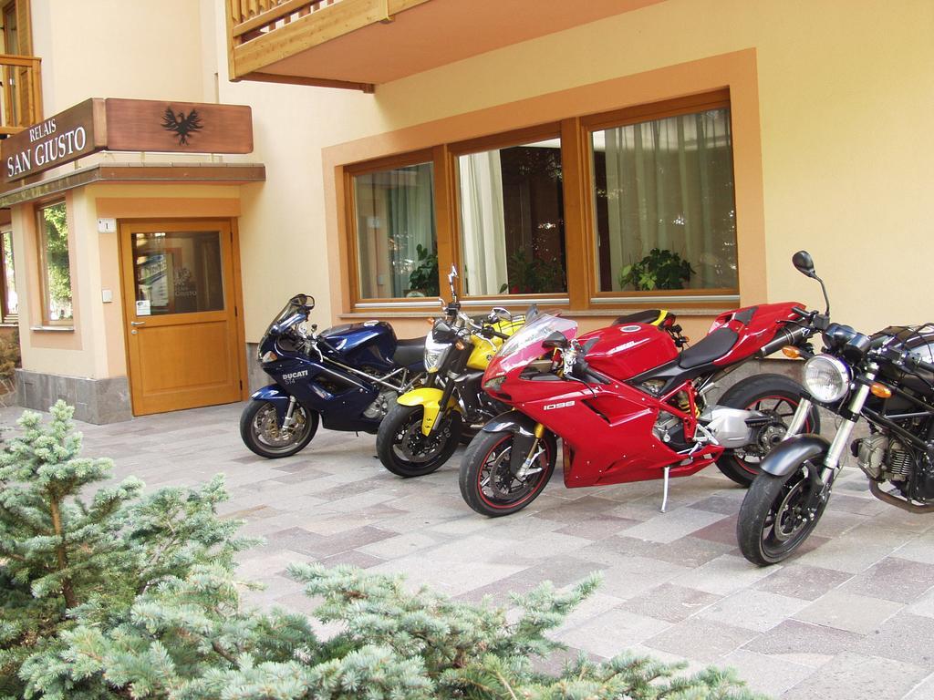 Relais San Giusto Hotel Campitello di Fassa Exterior foto